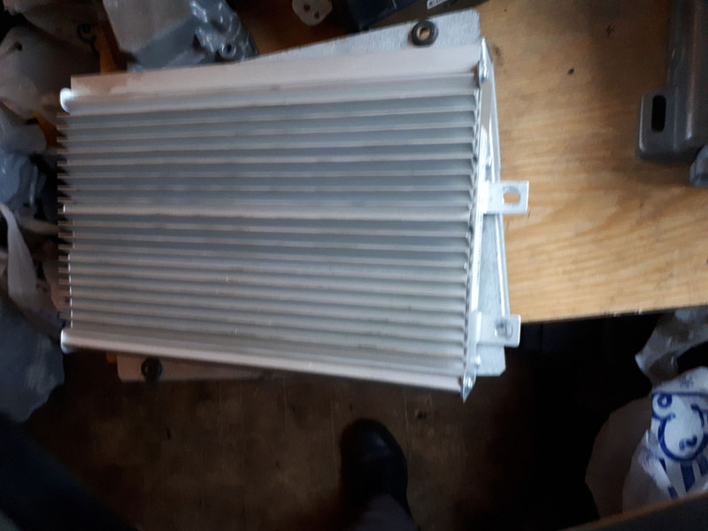 Scania двигателем 0 0281001322 - 1413154 - Bloc de gestion: photos 2 Scania двигателем 0 0281001322 - 1413154 - Bloc de gestion: photos 2