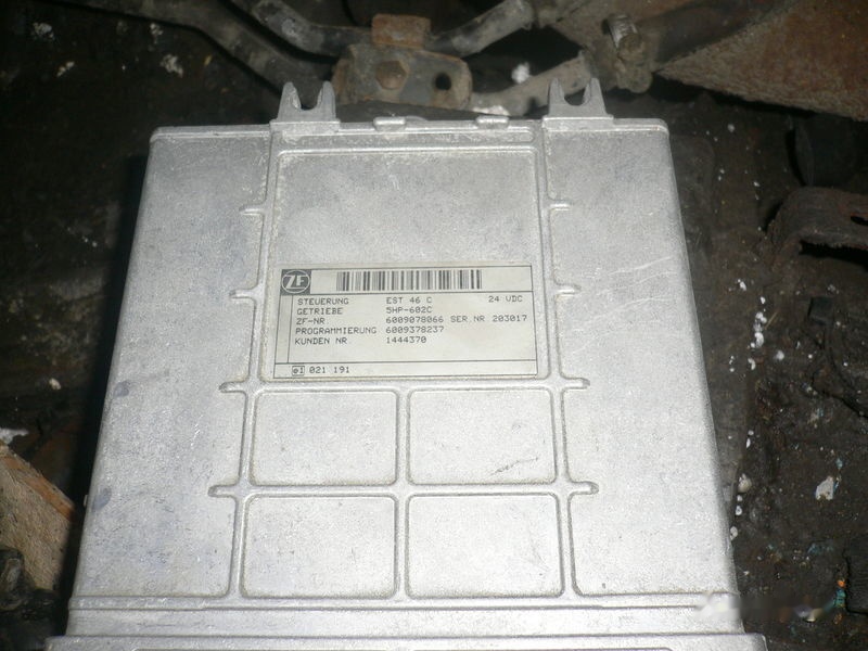 Scania kpp 602S .0260001031 . 032. 041. ZF5HP592C Scania 94 / Volvo/ MAN - Bloc de gestion pour Bus: photos 3 Scania kpp 602S .0260001031 . 032. 041. ZF5HP592C Scania 94 / Volvo/ MAN - Bloc de gestion pour Bus: photos 3