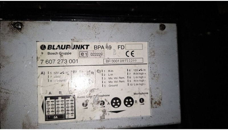 Volvo Blaupunkt BPA49 - Bloc de gestion: photos 3 Volvo Blaupunkt BPA49 - Bloc de gestion: photos 3