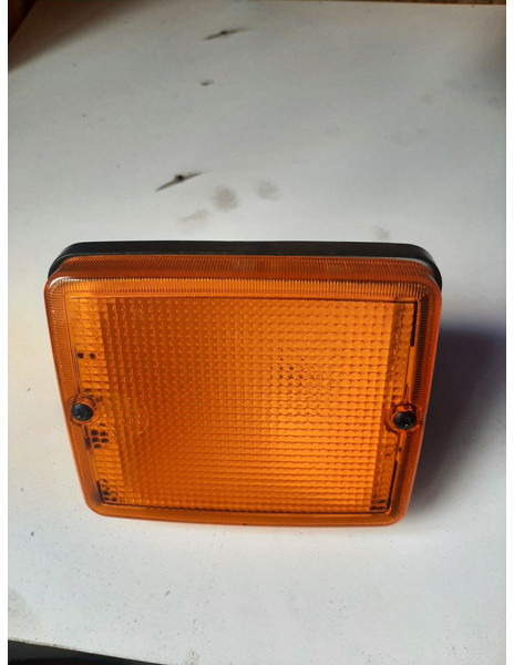 Volvo - Clignotants: photos 5 Volvo - Clignotants: photos 5