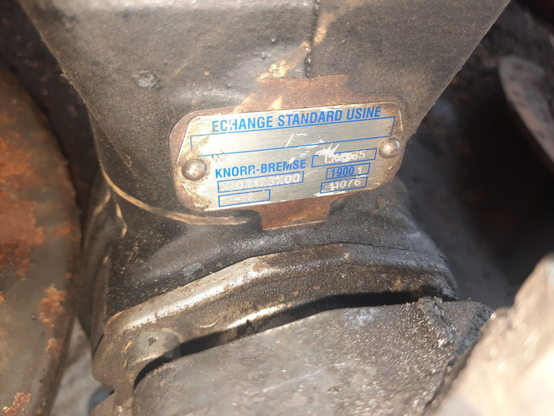 Volvo LP4905 /. LP4992 -B12 .Мерседес - Moteur et pièces: photos 1 Volvo LP4905 /. LP4992 -B12 .Мерседес - Moteur et pièces: photos 1