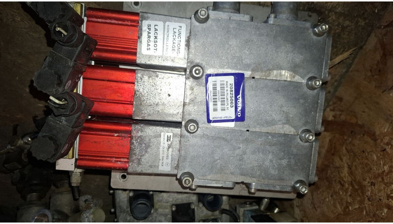 Volvo электроклапан отопления UWE Viking X3M-2 - Valve: photos 2 Volvo электроклапан отопления UWE Viking X3M-2 - Valve: photos 2