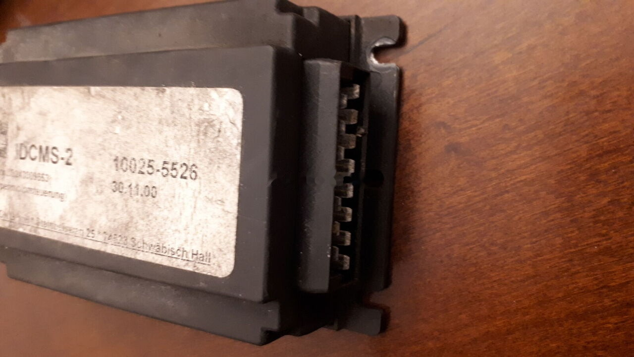 Volvo klimat kontrol Termo King. UWE. VIP2000 Volvo scania - Bloc de gestion pour Bus: photos 2 Volvo klimat kontrol Termo King. UWE. VIP2000 Volvo scania - Bloc de gestion pour Bus: photos 2