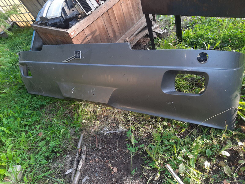 Volvo магнетолы . B12 . Ивеко - Pare-chocs: photos 4 Volvo магнетолы . B12 . Ивеко - Pare-chocs: photos 4