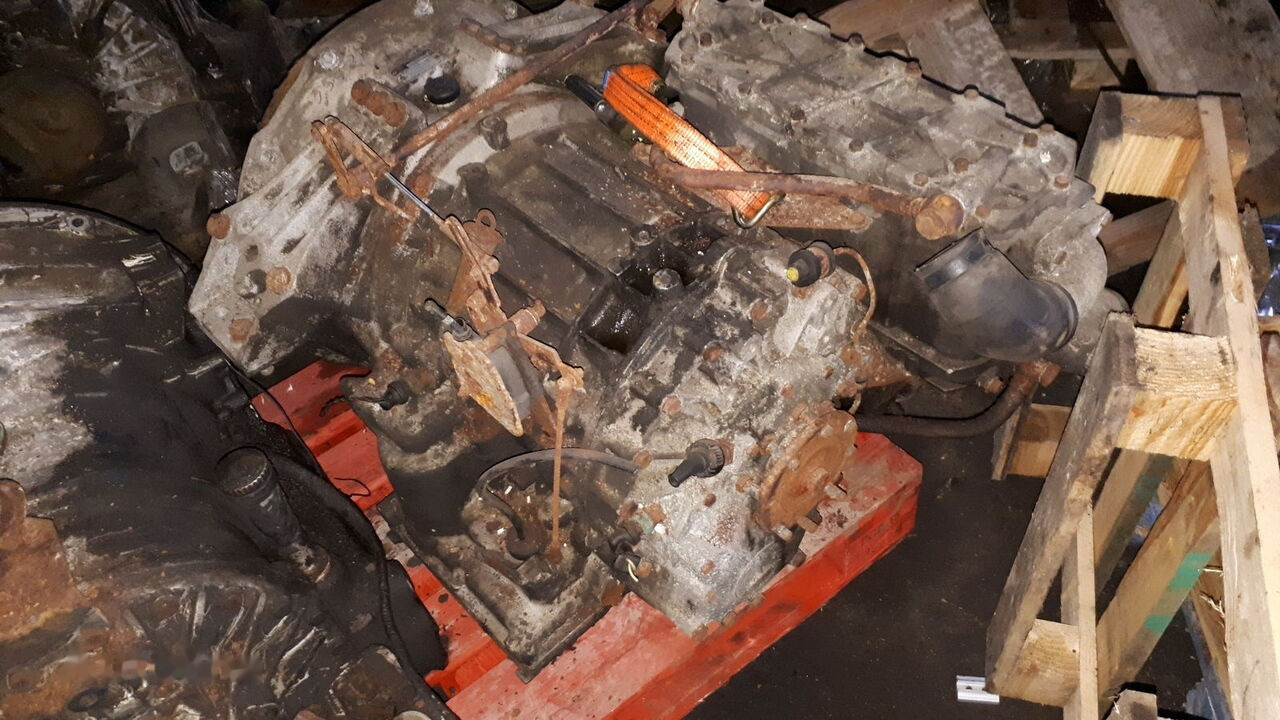 W 3H 110 . W4B 110.3 0 . G4-130. Mercedes-Benz o405 O 350/ MAN - Boîte de vitesse pour Bus: photos 5 W 3H 110 . W4B 110.3 0 . G4-130. Mercedes-Benz o405 O 350/ MAN - Boîte de vitesse pour Bus: photos 5