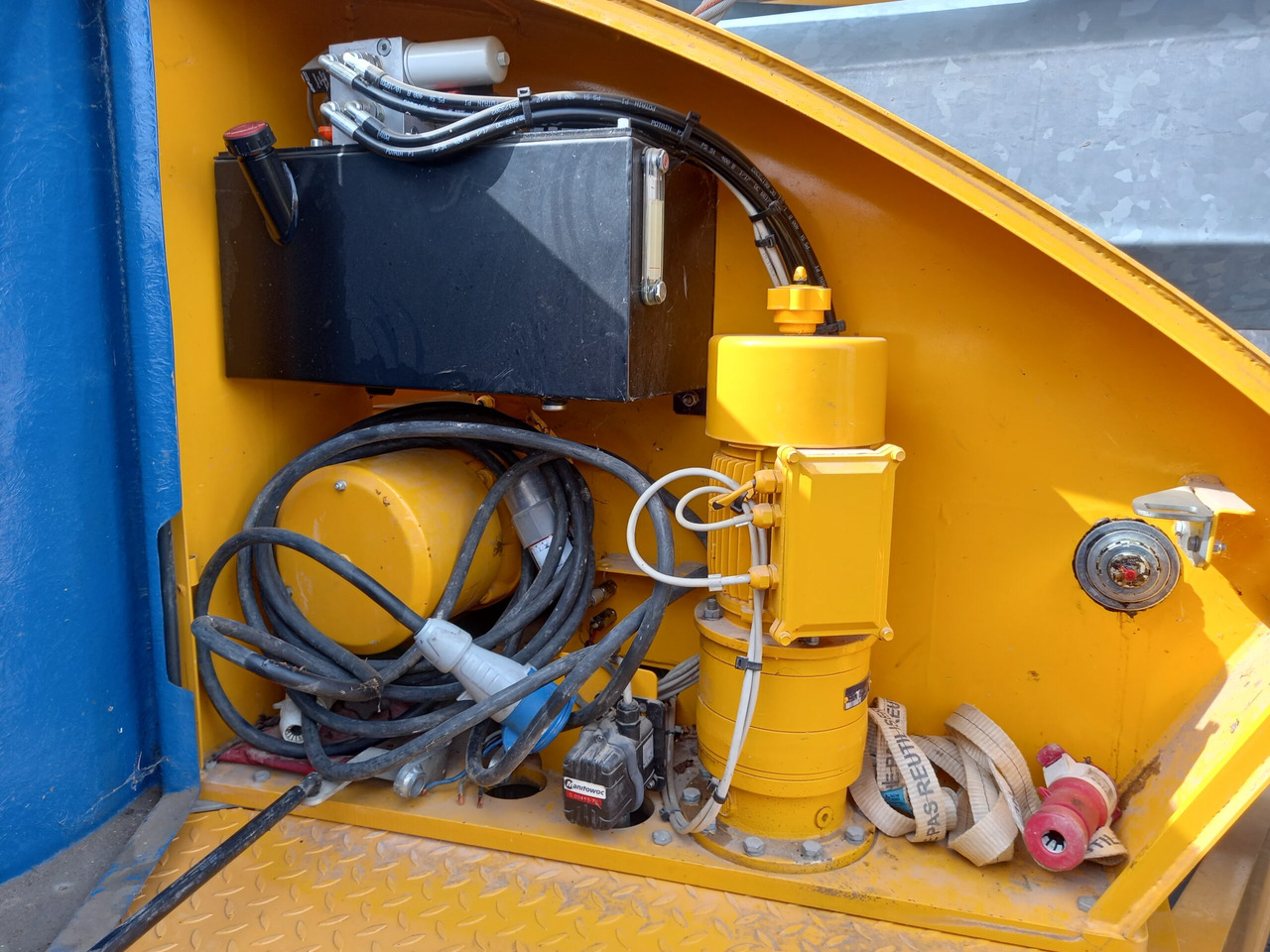 Potain IGO 22 - Grue à montage rapide: photos 3 Potain IGO 22 - Grue à montage rapide: photos 3