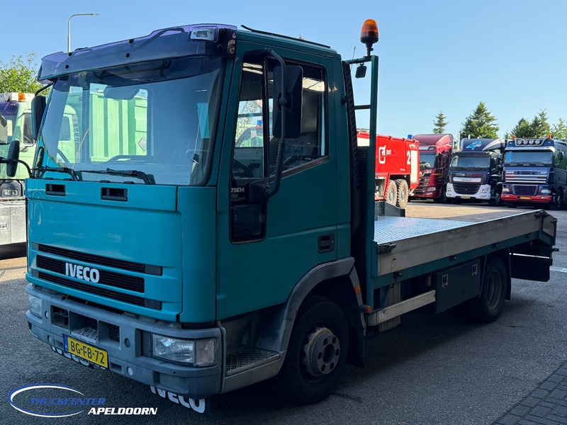 Iveco ML75E14 Handgeschakeld - Camion porte-voitures: photos 2 Iveco ML75E14 Handgeschakeld - Camion porte-voitures: photos 2