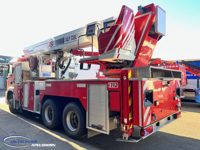 MAN TGA 26.350 Magirus ALP 320L = 32 meter, Waterpump, 6x4, Steel springs - Camion de pompier: photos 5 MAN TGA 26.350 Magirus ALP 320L = 32 meter, Waterpump, 6x4, Steel springs - Camion de pompier: photos 5