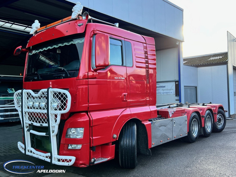 MAN TGX 35.500 8x4, Joab, Bullbar, Custom interieur - Camion ampliroll: photos 3 MAN TGX 35.500 8x4, Joab, Bullbar, Custom interieur - Camion ampliroll: photos 3
