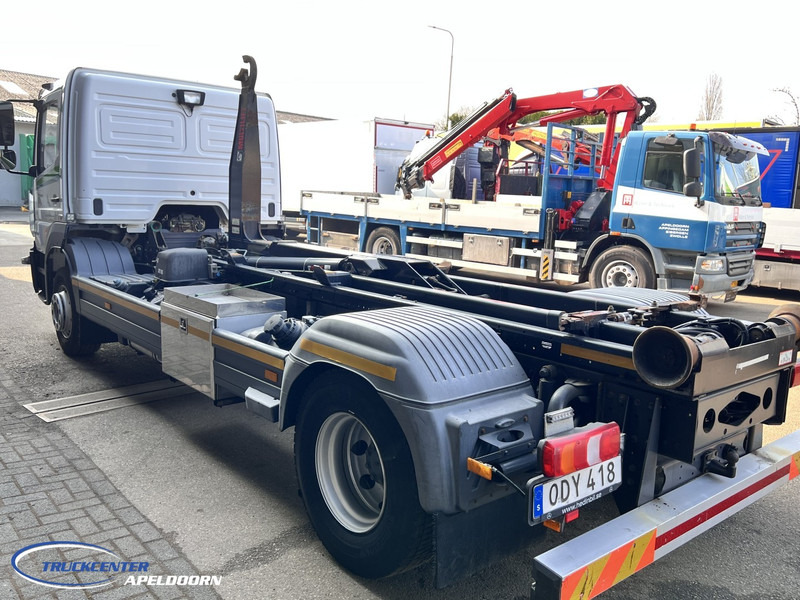 Mercedes-Benz Atego 1527 Manuel, Euro 6, HIAB 10 Tons - Camion ampliroll: photos 4 Mercedes-Benz Atego 1527 Manuel, Euro 6, HIAB 10 Tons - Camion ampliroll: photos 4