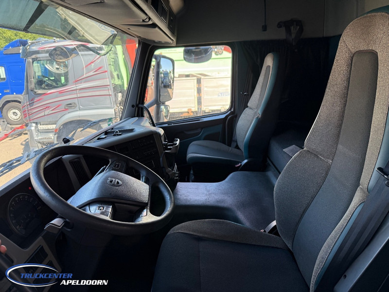 Volvo FM Globetrotter - Tracteur routier: photos 5 Volvo FM Globetrotter - Tracteur routier: photos 5