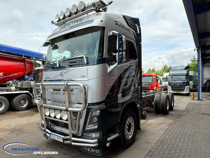 Volvo FH 750 6x4, Steel - Air, Globetrotter XL - Châssis cabine: photos 2 Volvo FH 750 6x4, Steel - Air, Globetrotter XL - Châssis cabine: photos 2