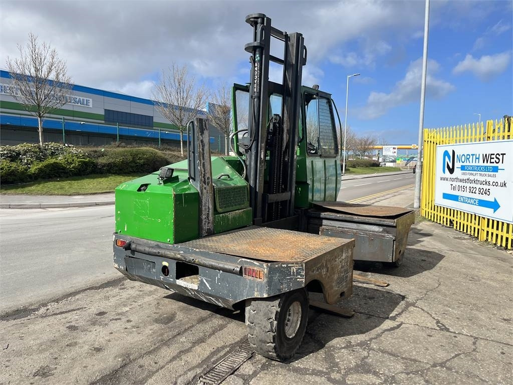 Combilift C5000SL - Chariot latéral: photos 4 Combilift C5000SL - Chariot latéral: photos 4