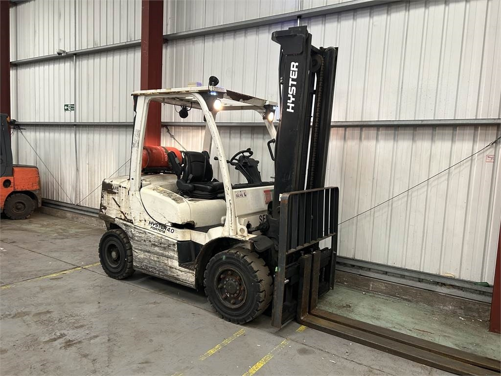 Hyster H4.0FTS - Chariot élévateur à gaz: photos 4 Hyster H4.0FTS - Chariot élévateur à gaz: photos 4