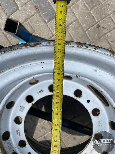 4x 10 gaats velgen - Pneu pour Machine agricole: photos 5 4x 10 gaats velgen - Pneu pour Machine agricole: photos 5