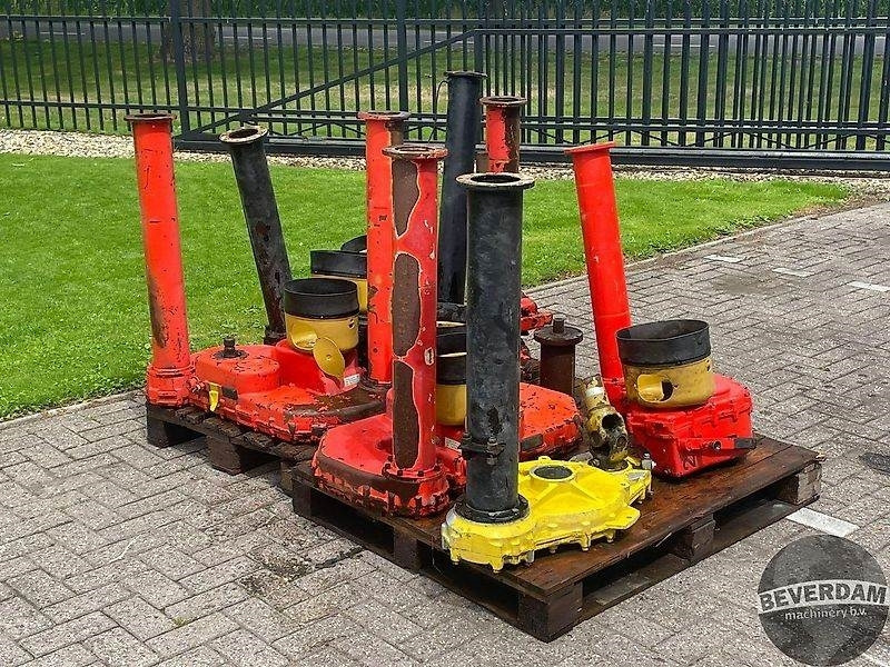 Kemper Champion haakse andrijving - Transmission pour Machine agricole: photos 1 Kemper Champion haakse andrijving - Transmission pour Machine agricole: photos 1