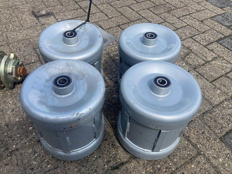 Krone diverse onderdelen - Faucheuse: photos 1 Krone diverse onderdelen - Faucheuse: photos 1