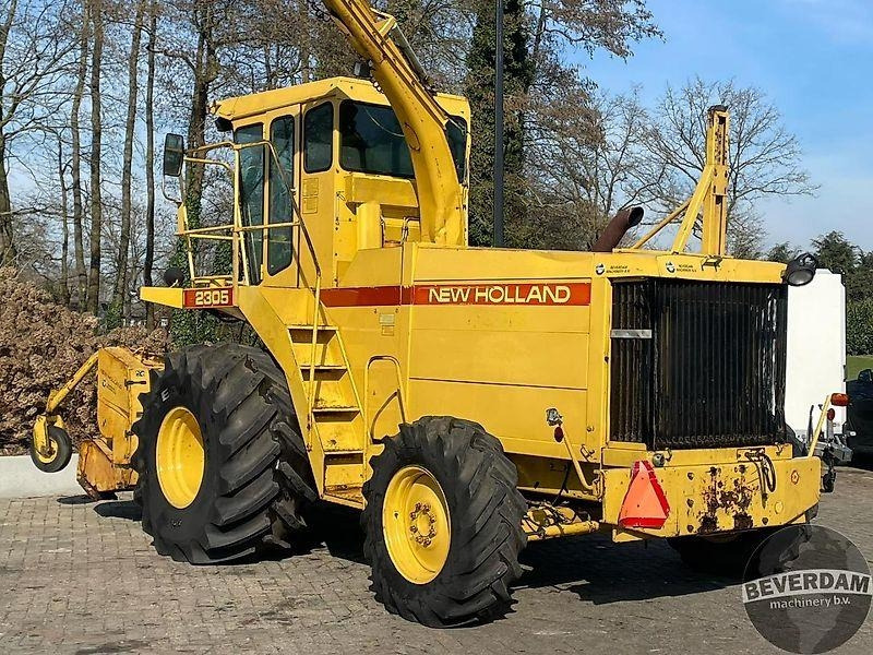 New Holland 2305 - Machine agricole: photos 3 New Holland 2305 - Machine agricole: photos 3