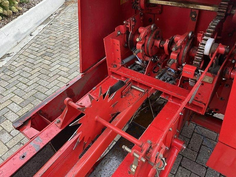 Presse à balles cubiques Welger AP 830: photos 11