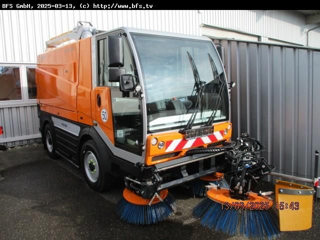 CityCat 5006 Bucher CC5006 beidseitig + Frontbes - Balayeuse de voirie: photos 1 CityCat 5006 Bucher CC5006 beidseitig + Frontbes - Balayeuse de voirie: photos 1