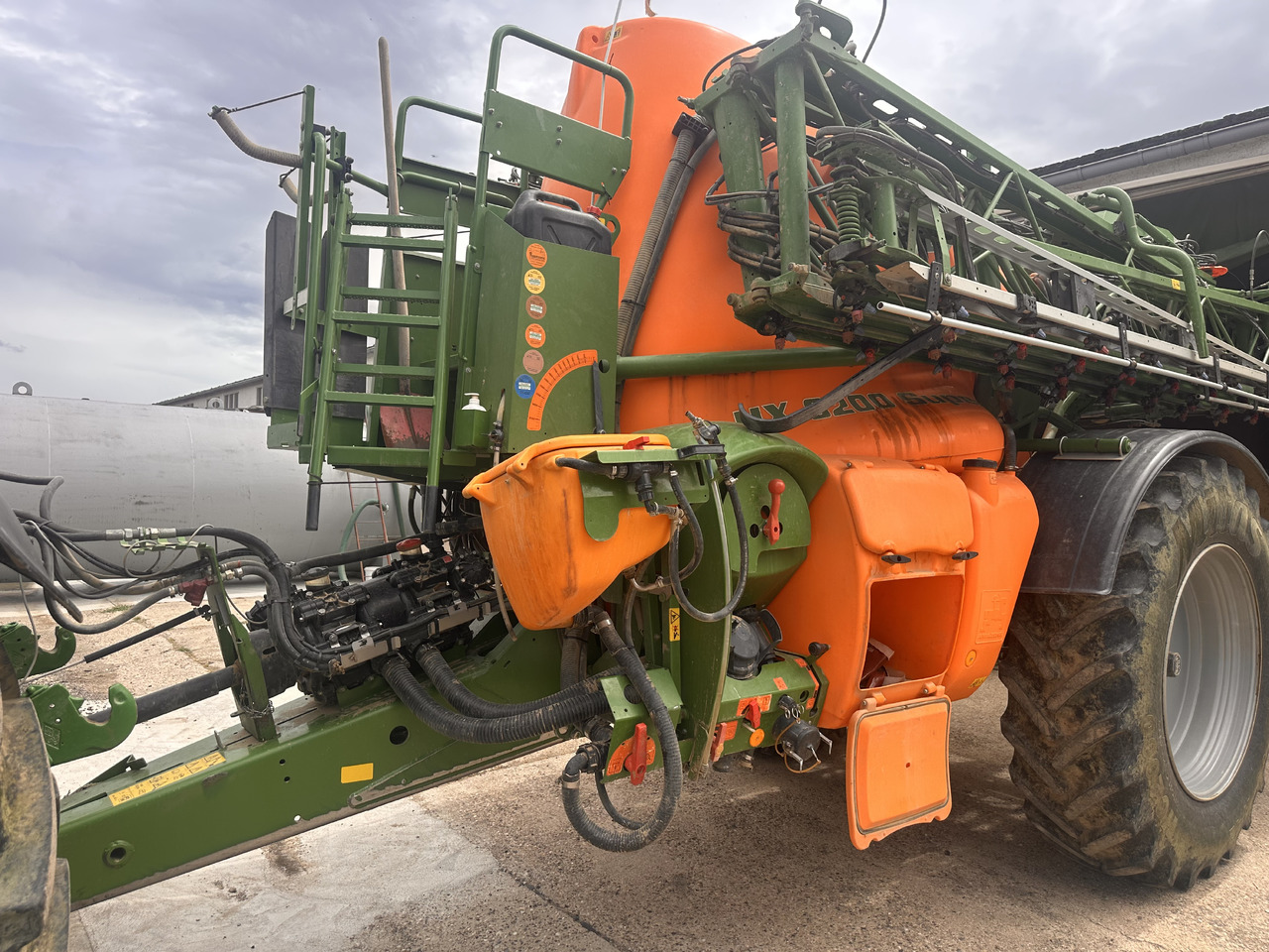 Pulvérisateur traîné AMAZONE UX 6200 36m GPS: photos 14 Pulvérisateur traîné AMAZONE UX 6200 36m GPS: photos 14