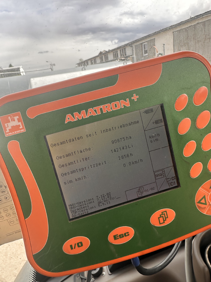 Pulvérisateur traîné AMAZONE UX 6200 36m GPS: photos 12 Pulvérisateur traîné AMAZONE UX 6200 36m GPS: photos 12