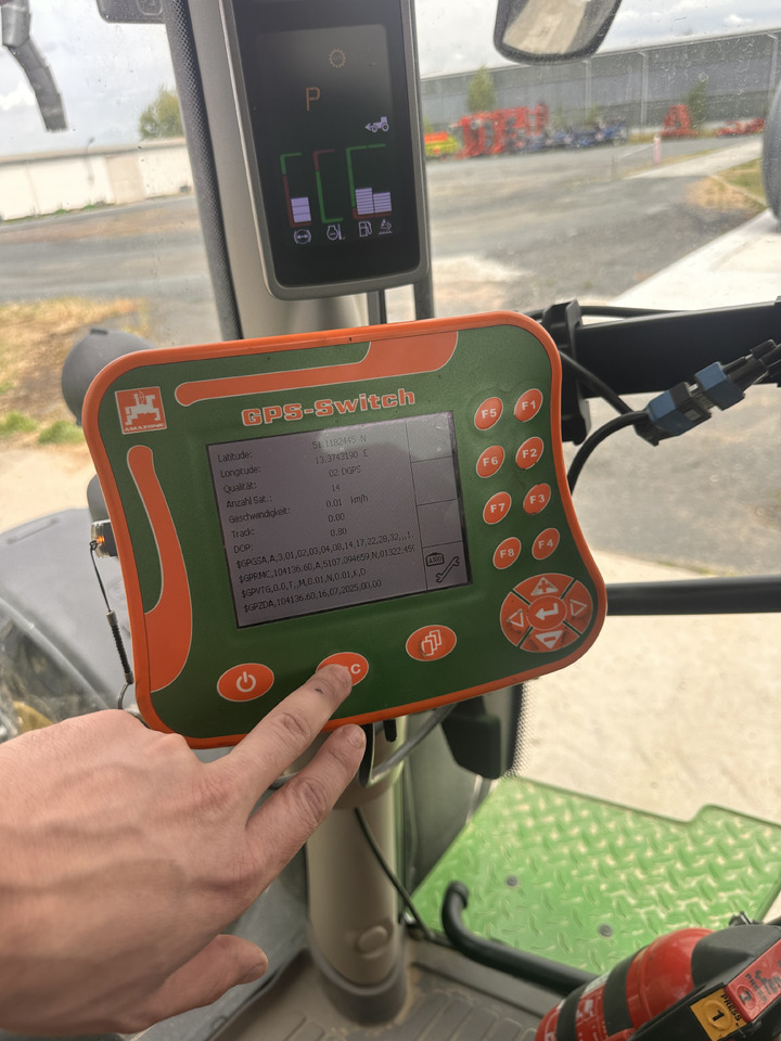 Pulvérisateur traîné AMAZONE UX 6200 36m GPS: photos 16 Pulvérisateur traîné AMAZONE UX 6200 36m GPS: photos 16