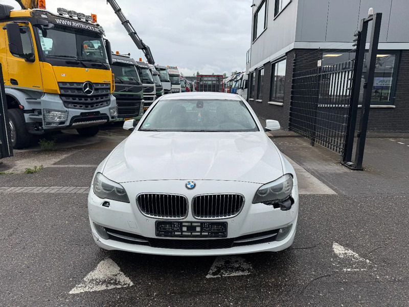 BMW 5 Serie 525D AUTOMATIC NAVI STATION - Voiture: photos 2 BMW 5 Serie 525D AUTOMATIC NAVI STATION - Voiture: photos 2
