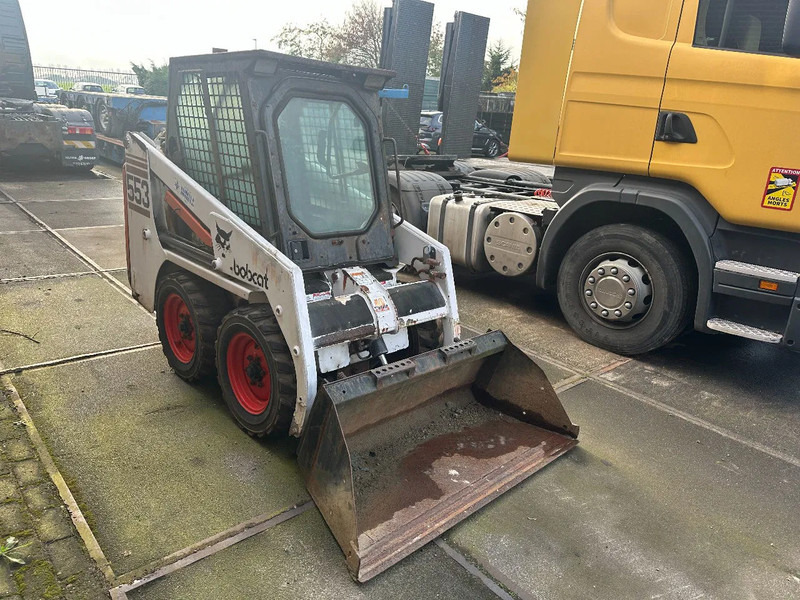 Bobcat 553 - Mini chargeuse: photos 3 Bobcat 553 - Mini chargeuse: photos 3