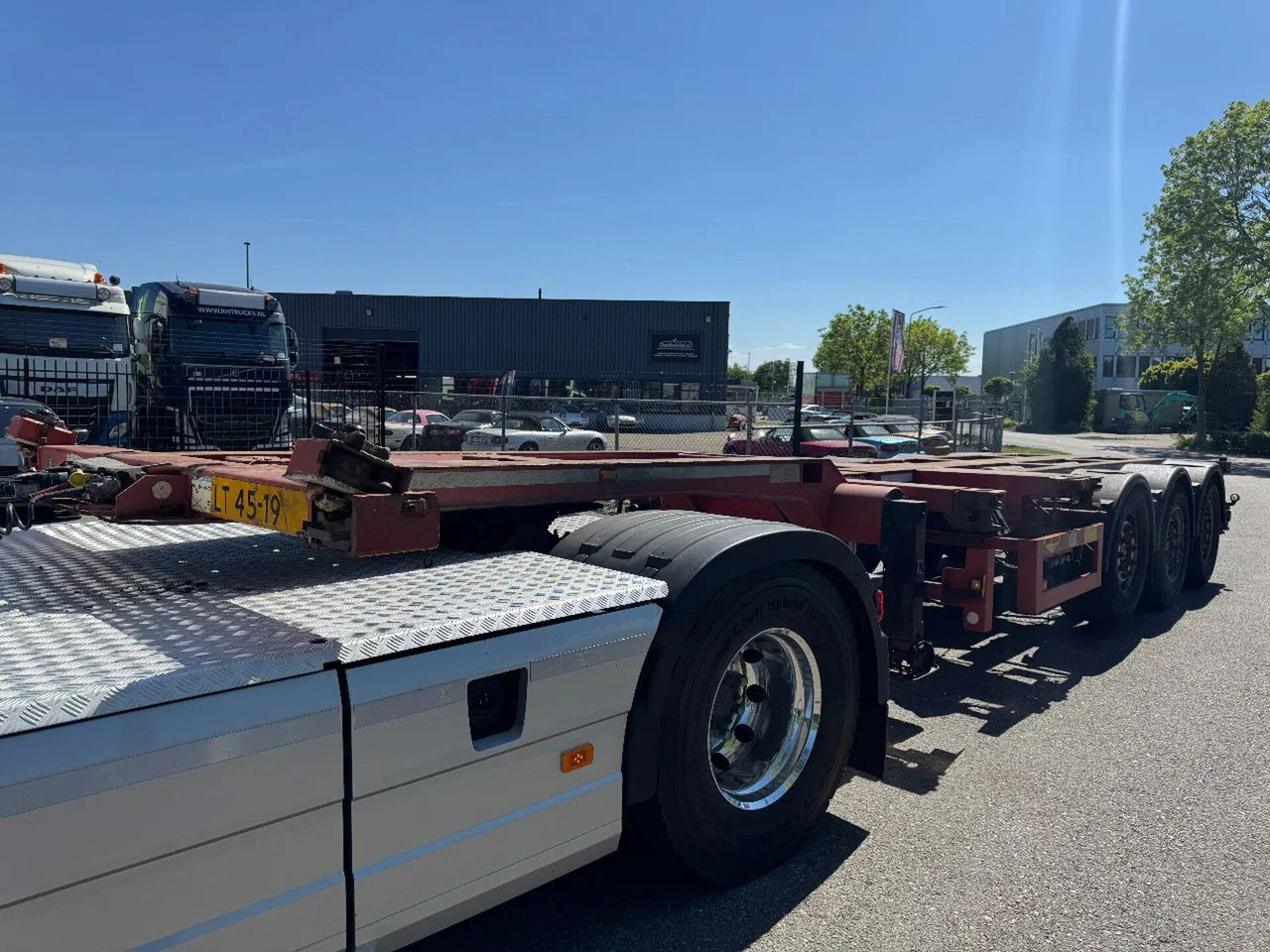 Broshuis 3 UCC-39/45 EU - 3 AXLE SAF + LIFTING AXLE - Semi-remorque porte-conteneur/ Caisse mobile: photos 5 Broshuis 3 UCC-39/45 EU - 3 AXLE SAF + LIFTING AXLE - Semi-remorque porte-conteneur/ Caisse mobile: photos 5