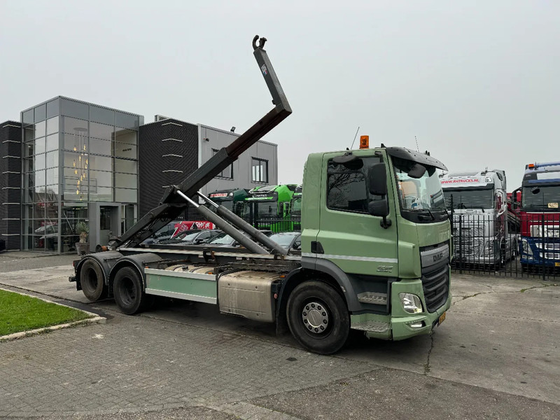 DAF CF 440 6X2 EURO 6 21T VDL HOOK - Camion ampliroll: photos 2 DAF CF 440 6X2 EURO 6 21T VDL HOOK - Camion ampliroll: photos 2