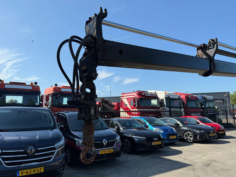 DAF CF 440 6X2 EURO 6 + HMF 3220-K5 REMOTE 5E & 6E FUNCTIE - Camion grue: photos 5 DAF CF 440 6X2 EURO 6 + HMF 3220-K5 REMOTE 5E & 6E FUNCTIE - Camion grue: photos 5