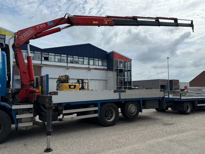 DAF CF 85.380 6X2 + FASSI F190A.24 + REMOTE + WINCH - Camion plateau, Camion grue: photos 2 DAF CF 85.380 6X2 + FASSI F190A.24 + REMOTE + WINCH - Camion plateau, Camion grue: photos 2