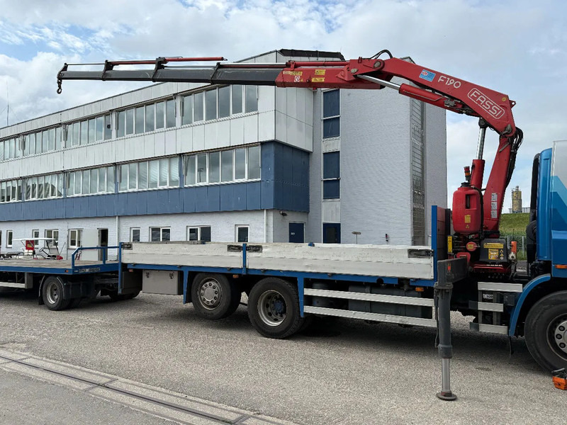DAF CF 85.380 6X2 + FASSI F190A.24 + REMOTE + WINCH - Camion grue: photos 4 DAF CF 85.380 6X2 + FASSI F190A.24 + REMOTE + WINCH - Camion grue: photos 4