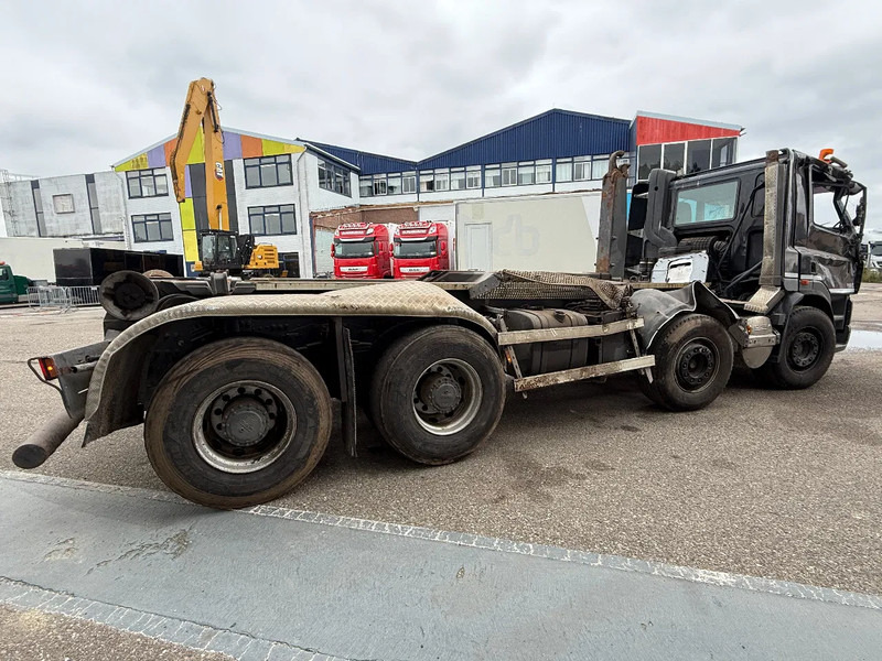 DAF CF 85.460 8X4 EURO 5 - FULL STEEL SUSP. - MANUAL GEAR - BIG AXLES + VDL HOOKLIFT - Camion ampliroll: photos 4 DAF CF 85.460 8X4 EURO 5 - FULL STEEL SUSP. - MANUAL GEAR - BIG AXLES + VDL HOOKLIFT - Camion ampliroll: photos 4