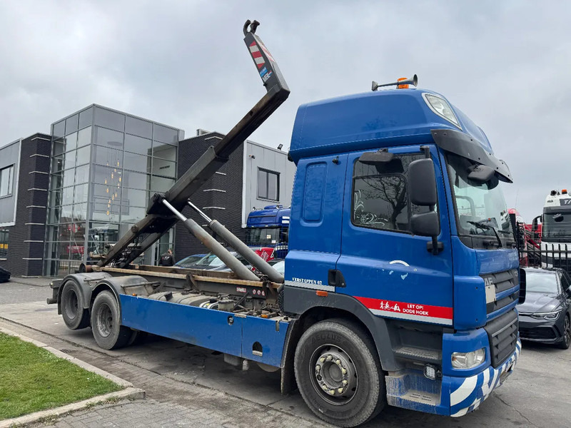 DAF CF 85 6X2 - EURO 5 + VDL HOOK + LIFT AXLE - Camion ampliroll: photos 2 DAF CF 85 6X2 - EURO 5 + VDL HOOK + LIFT AXLE - Camion ampliroll: photos 2