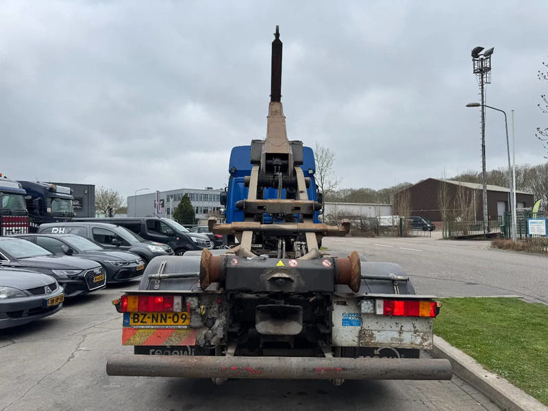 DAF CF 85 6X2 - EURO 5 + VDL HOOK + LIFT AXLE - Camion ampliroll: photos 4 DAF CF 85 6X2 - EURO 5 + VDL HOOK + LIFT AXLE - Camion ampliroll: photos 4