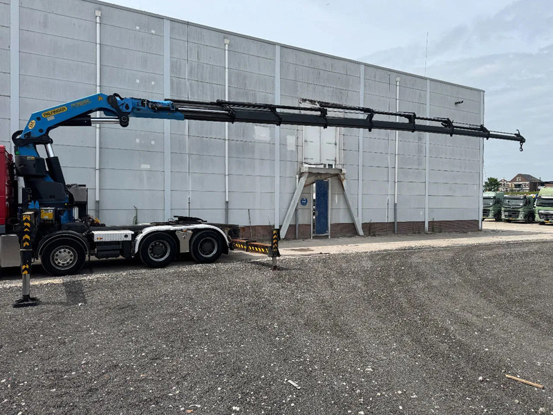DAF XF 105.460 8X4 PALFINGER PK78002+ REMOTE CONTROL HUB REDUCTION TÜV TILL 03-2026 - Camion grue: photos 3 DAF XF 105.460 8X4 PALFINGER PK78002+ REMOTE CONTROL HUB REDUCTION TÜV TILL 03-2026 - Camion grue: photos 3