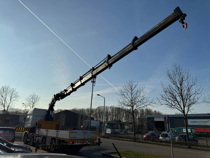 DAF XF 460 8X2 - EURO 6 + HIAB 855 EP-6 + REMOTE + STEERING AXLE - Camion plateau, Camion grue: photos 4 DAF XF 460 8X2 - EURO 6 + HIAB 855 EP-6 + REMOTE + STEERING AXLE - Camion plateau, Camion grue: photos 4