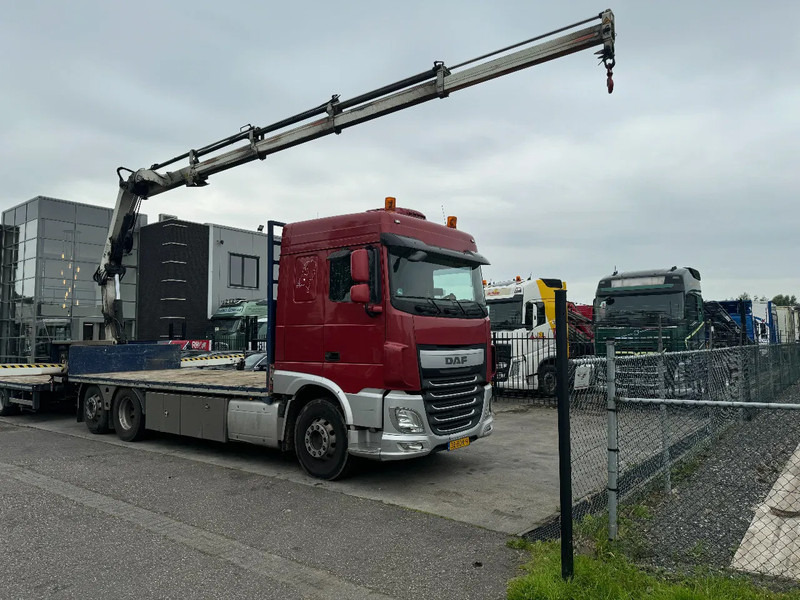 DAF XF 510 6X2 EURO 6 + HIAB 166 HI PRO + REMOTE CONTROL - Camion plateau, Camion grue: photos 2 DAF XF 510 6X2 EURO 6 + HIAB 166 HI PRO + REMOTE CONTROL - Camion plateau, Camion grue: photos 2