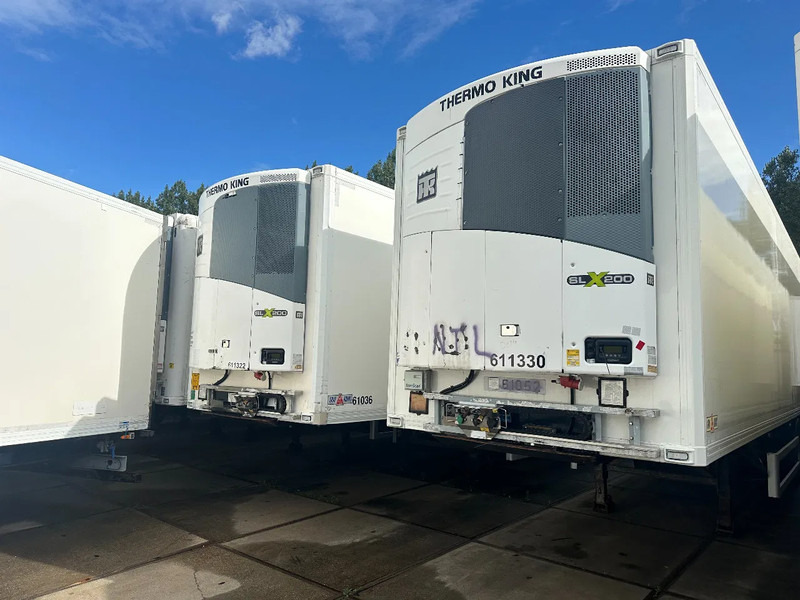Gray and Adams 6X THERMO KING SLX 200 -13,4X2,5X2,6 METER - BPW DRUM BRAKES - Semi-remorque frigorifique: photos 1 Gray and Adams 6X THERMO KING SLX 200 -13,4X2,5X2,6 METER - BPW DRUM BRAKES - Semi-remorque frigorifique: photos 1