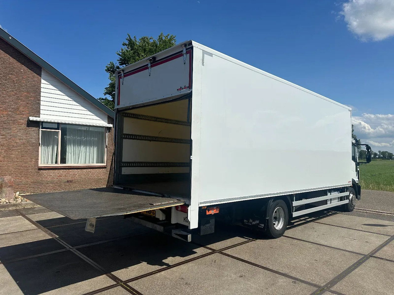 Iveco ML 150 -220, DHOLLANDIA LIFT, BOX 760X250X250 CM - Camion fourgon: photos 4 Iveco ML 150 -220, DHOLLANDIA LIFT, BOX 760X250X250 CM - Camion fourgon: photos 4