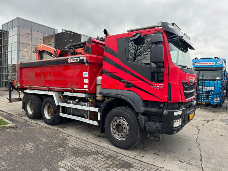 Camion benne, Camion grue Iveco Trakker 500 6X4 EURO 6 KIPPER + PALFINGER PK18002 FULL STEEL: photos 15
