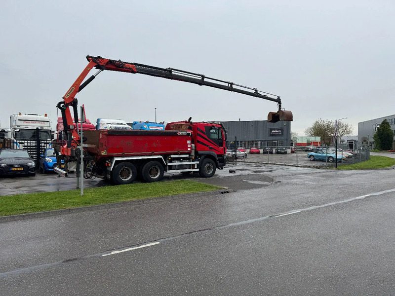 Iveco Trakker 500 6X4 EURO 6 KIPPER + PALFINGER PK18002 FULL STEEL - Camion grue: photos 5 Iveco Trakker 500 6X4 EURO 6 KIPPER + PALFINGER PK18002 FULL STEEL - Camion grue: photos 5