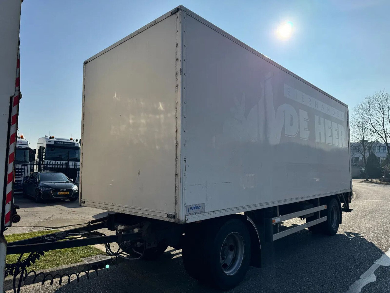 Jumbo MV 200 E + 2 AXLE BPW + DHOLLANDIA - Remorque fourgon: photos 5 Jumbo MV 200 E + 2 AXLE BPW + DHOLLANDIA - Remorque fourgon: photos 5