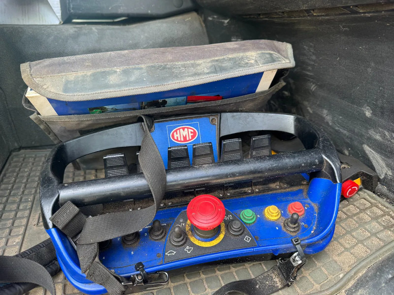 Camion - système de câble, Camion grue MAN TGS 35.480 8X4 HMF 2420 K5 + HMF ABLE + REMOTE CONTROL: photos 8