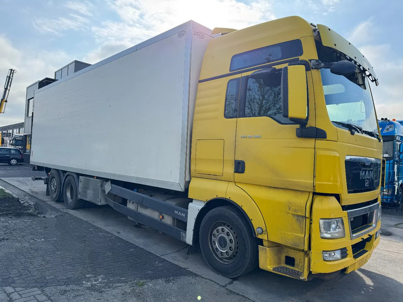 MAN TGX 26.360 6X2 - EURO 5 + ZEPRO LIFT + LIFT/STEERING AXLE - Camion fourgon: photos 3 MAN TGX 26.360 6X2 - EURO 5 + ZEPRO LIFT + LIFT/STEERING AXLE - Camion fourgon: photos 3