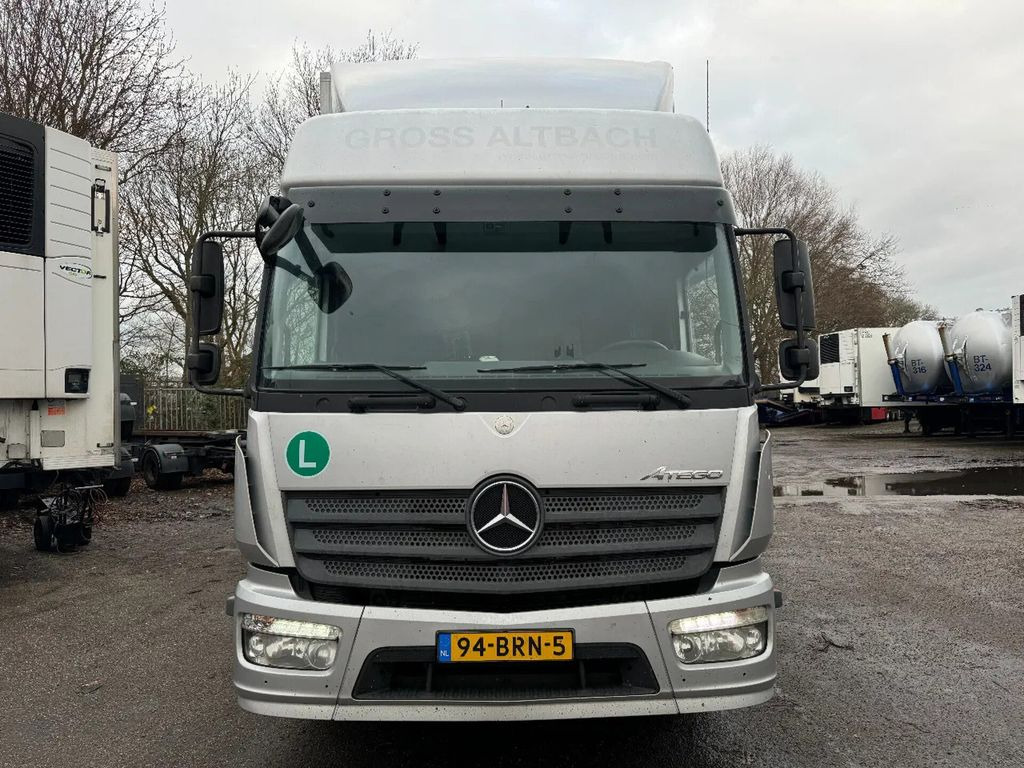 Mercedes-Benz Atego 1224 4X2 MOETEFINDT + MOETEFINDT HANGER + - Camion porte-voitures: photos 4 Mercedes-Benz Atego 1224 4X2 MOETEFINDT + MOETEFINDT HANGER + - Camion porte-voitures: photos 4