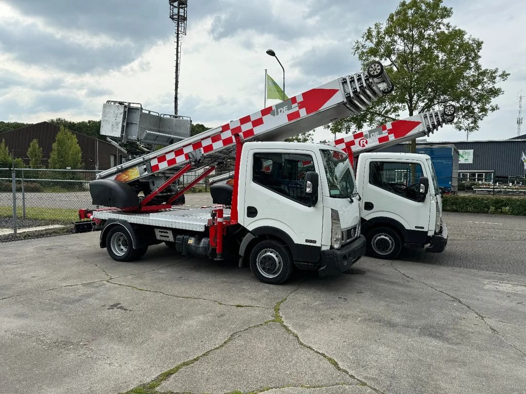 Nissan 3X UNIT CABSTAR 35.13 EURO 6 + LIFT 25 METER + R - Camion avec nacelle: photos 2 Nissan 3X UNIT CABSTAR 35.13 EURO 6 + LIFT 25 METER + R - Camion avec nacelle: photos 2