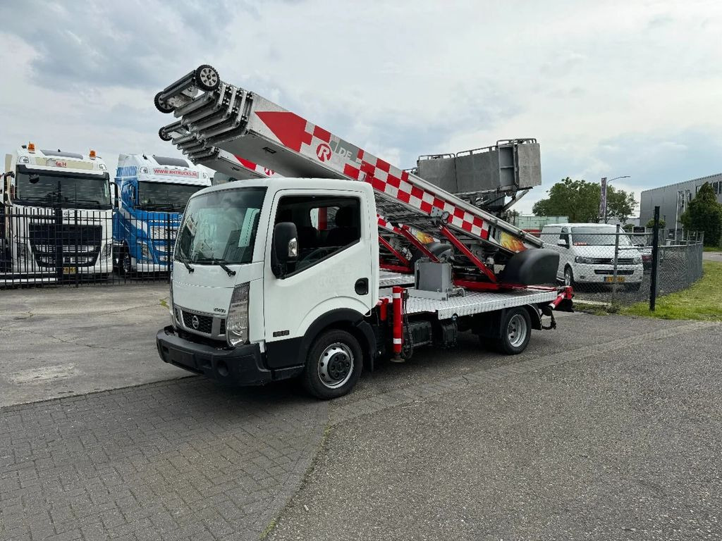 Camion avec nacelle Nissan 3X UNIT CABSTAR 35.13 EURO 6 + LIFT 25 METER + R: photos 7